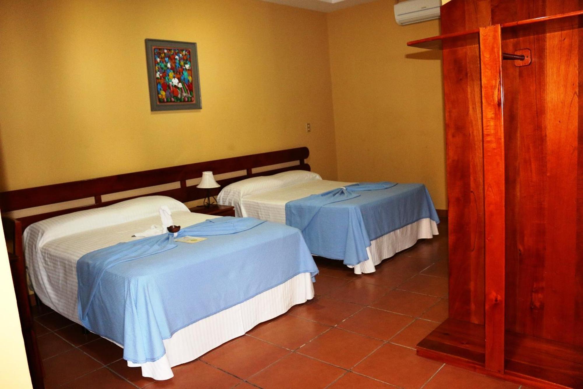 Hotel Los Arcos Estelí Habitación foto